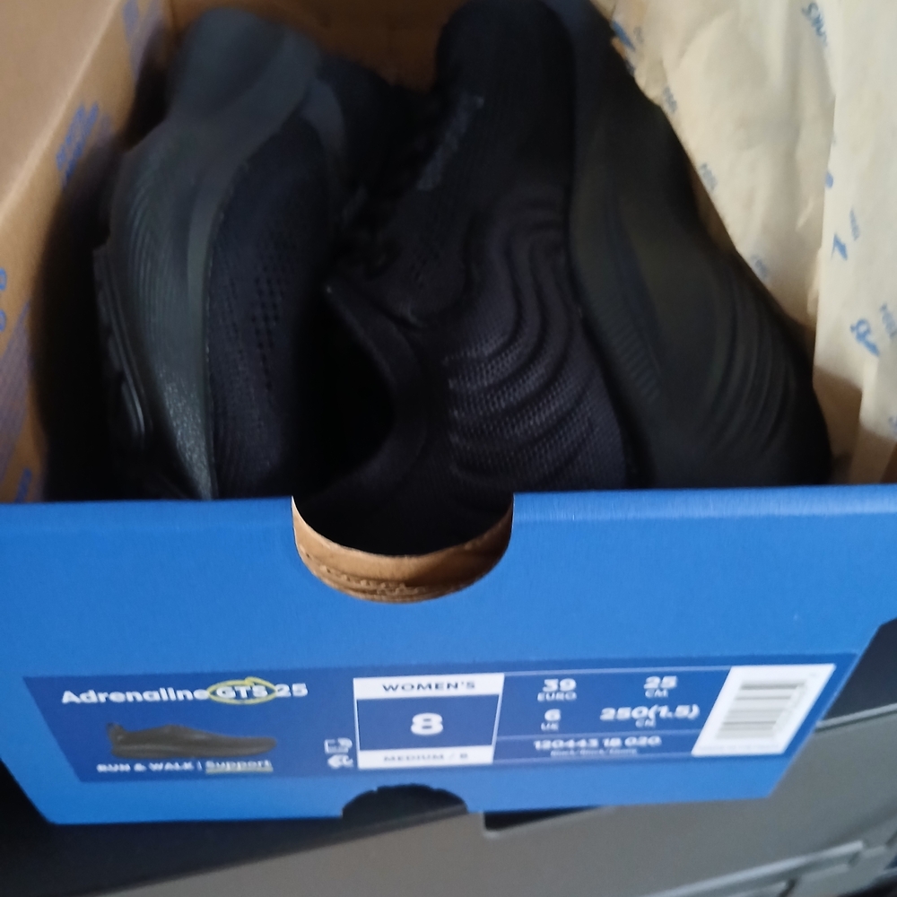 Brooks Men's All-Black Athletic Shoes - Picture 13 of 13